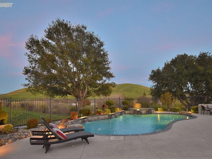 1940 Knollcrest Ct, San Ramon, CA | Old Ranch Estate. Photo 48 of 58
