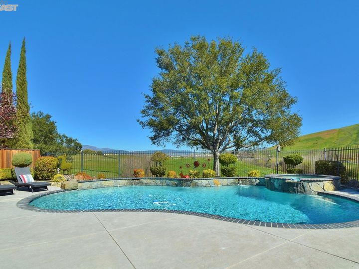 1940 Knollcrest Ct, San Ramon, CA | Old Ranch Estate. Photo 51 of 58