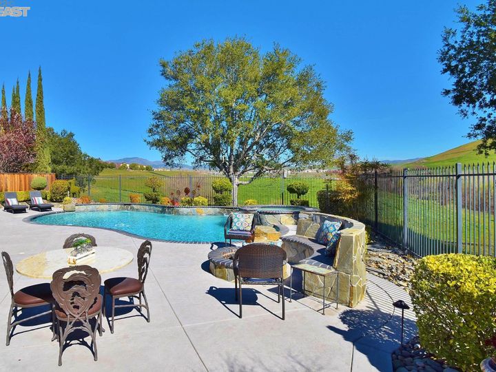 1940 Knollcrest Ct, San Ramon, CA | Old Ranch Estate. Photo 52 of 58