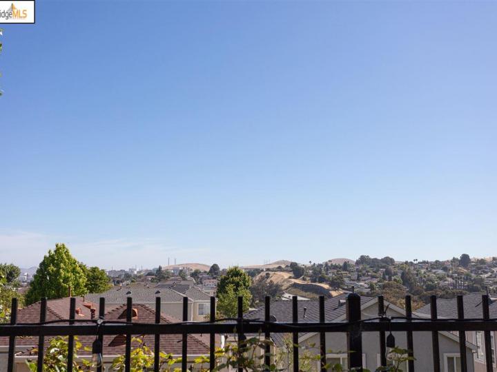 199 Copper Beech Gln, Hercules, CA | Victoria By The Bay. Photo 27 of 30
