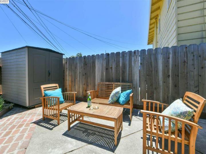 200 Cypress St Alameda CA Multi-family home. Photo 23 of 26
