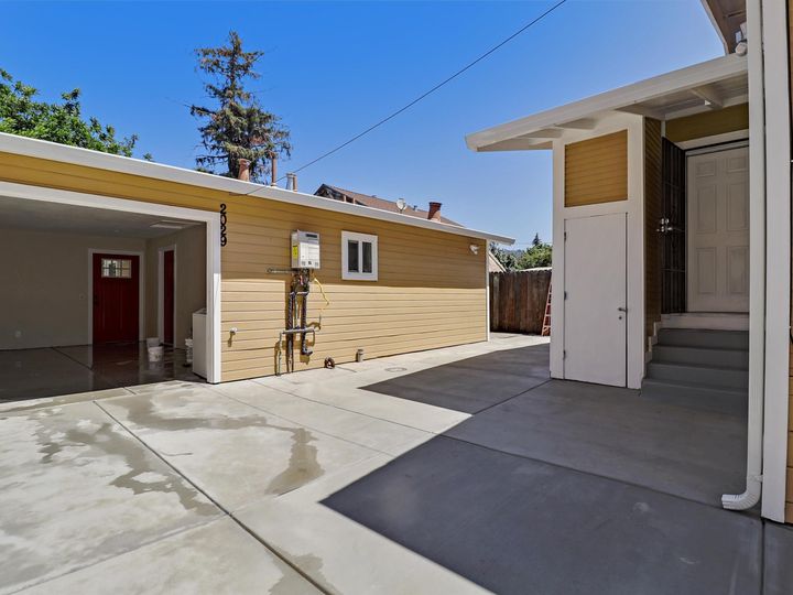 2027 83rd Ave, Oakland, CA | Webster. Photo 13 of 40