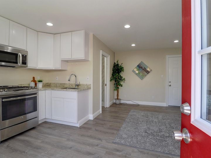 2027 83rd Ave, Oakland, CA | Webster. Photo 17 of 40