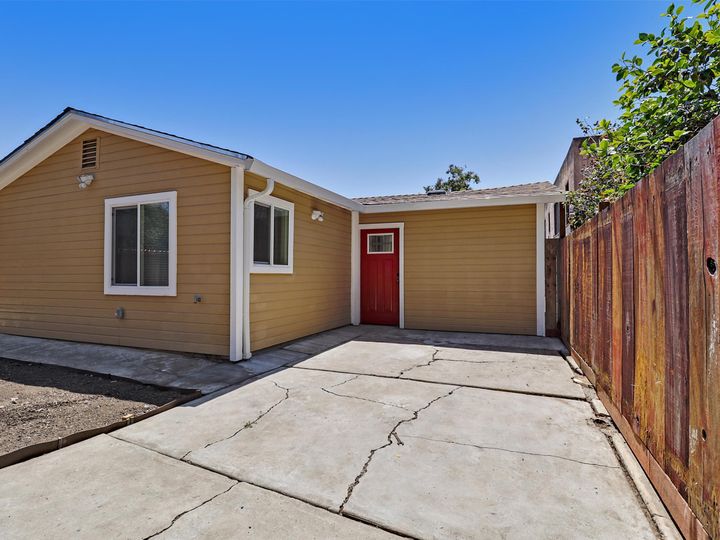 2027 83rd Ave, Oakland, CA | Webster. Photo 20 of 40