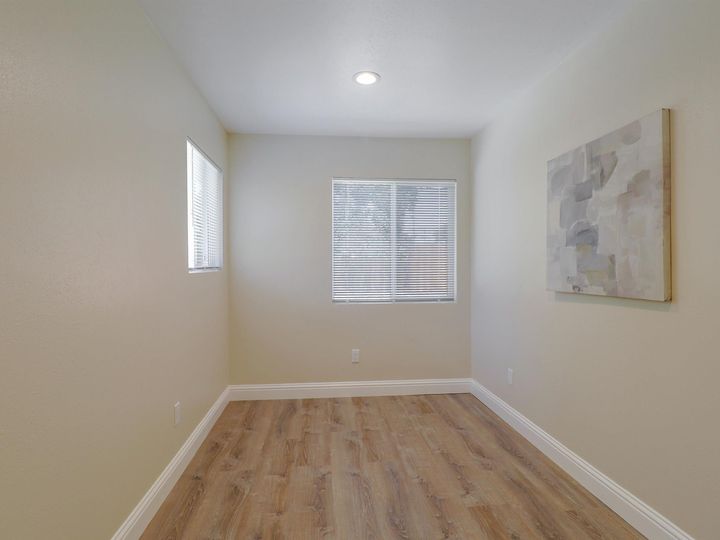 2027 83rd Ave, Oakland, CA | Webster. Photo 29 of 40