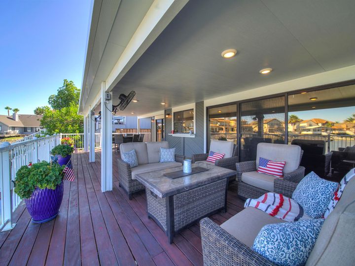 2105 Cypress Pt, Discovery Bay, CA | Delta Waterfront Access. Photo 40 of 45