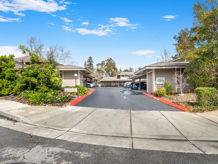 21071 Red Fir Ct, Cupertino, CA, 95014 Townhouse. Photo 22 of 26