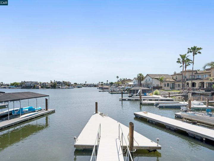2125 Cypress Pt, Discovery Bay, CA | Delta Waterfront Access. Photo 1 of 48
