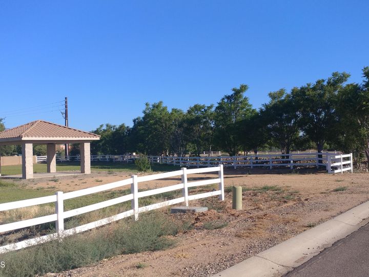 2132 W Paso Fino Way, Camp Verde, AZ | Equestrian Estates. Photo 7 of 59