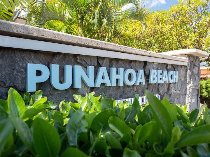 Punahoa Beach Apts condo #304. Photo 40 of 50