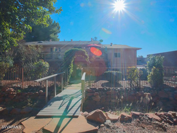 220 Concho Dr, Sedona, AZ | Cathedral View 1. Photo 13 of 17