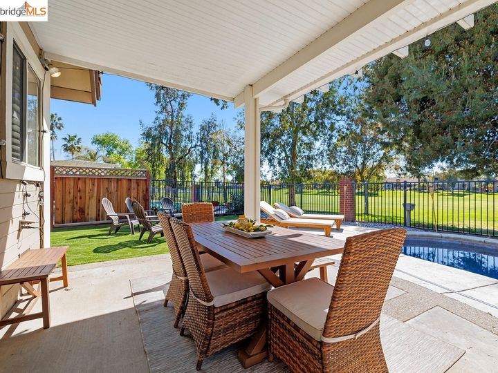 2212 Colonial Ct, Discovery Bay, CA | Discovery Bay Country Club. Photo 29 of 42