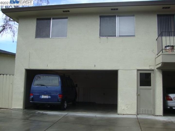 2224 Peacock Pl #3, Union City, CA, 94587 Townhouse. Photo 15 of 20