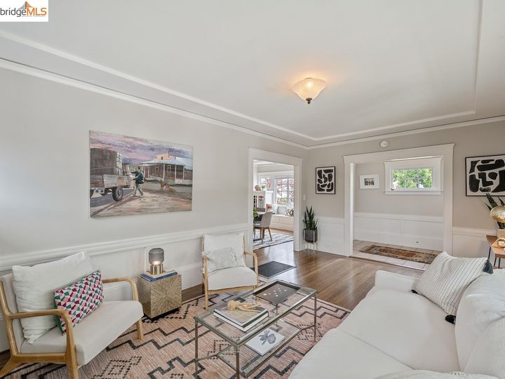 2233 47th Ave, Oakland, CA | Melrose. Photo 18 of 55