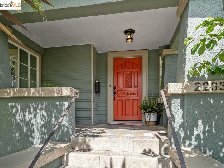 2233 47th Ave, Oakland, CA | Melrose. Photo 9 of 55