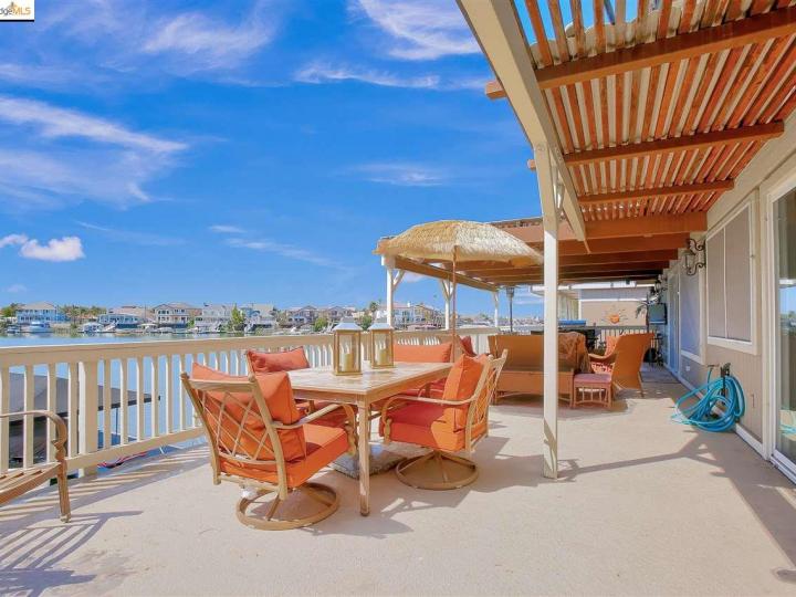 2264 Reef Ct, Discovery Bay, CA | Delta Waterfront Access. Photo 38 of 40