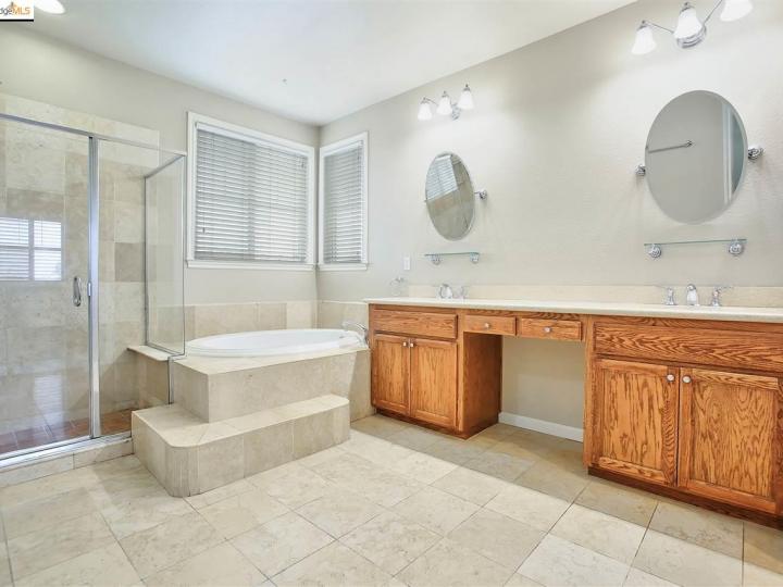 2357 Arch Ct, Brentwood, CA | . Photo 21 of 39