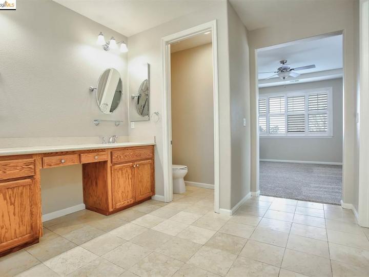 2357 Arch Ct, Brentwood, CA | . Photo 22 of 39