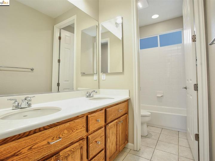 2357 Arch Ct, Brentwood, CA | . Photo 27 of 39