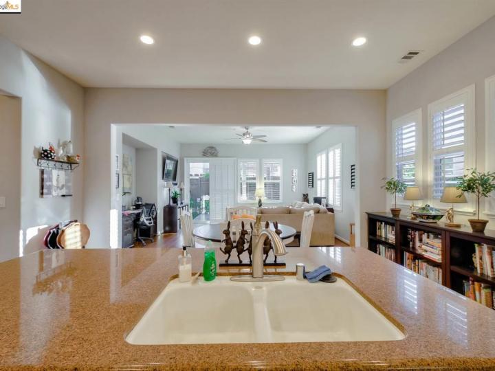2368 St Augustine Dr, Brentwood, CA | Brentwood Hills. Photo 13 of 30