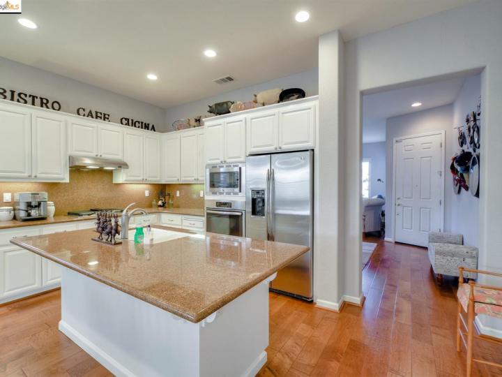 2368 St Augustine Dr, Brentwood, CA | Brentwood Hills. Photo 10 of 30