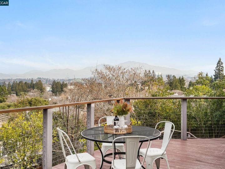 2410 Overlook Dr, Walnut Creek, CA | The Hill. Photo 29 of 38