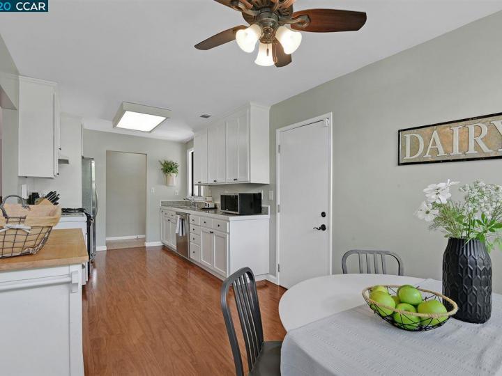 2419 Erie Dr, Concord, CA | Holbrook Heights. Photo 13 of 31