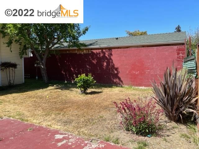 2439 Durant Ave, Oakland, CA | Durant. Photo 7 of 13