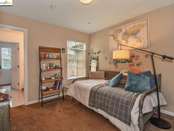 253 Washington Dr, Brentwood, CA, 94513 Townhouse. Photo 17 of 29