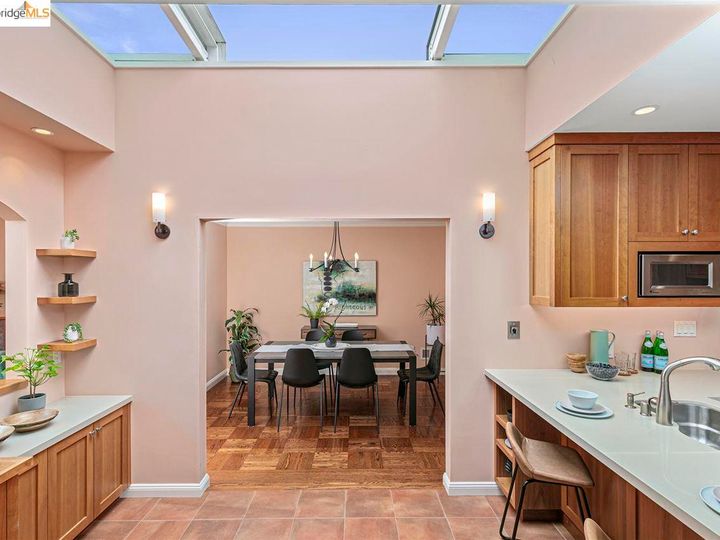 2546 19th Ave, San Francisco, CA | Parkside. Photo 15 of 40