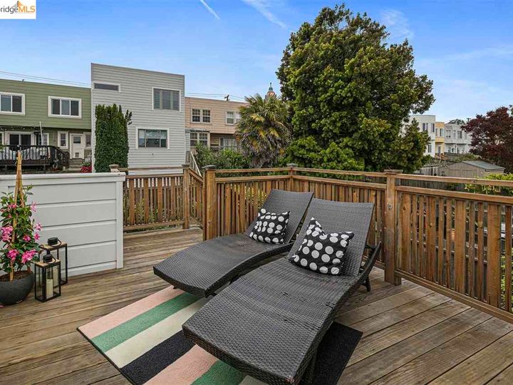 2546 19th Ave, San Francisco, CA | Parkside. Photo 27 of 40