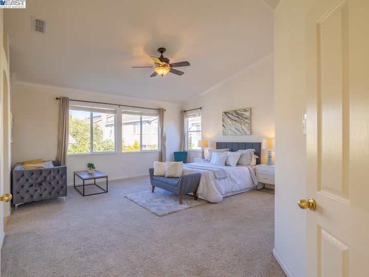 25515 Crestfield Cir, Castro Valley, CA | 5 Canyons. Photo 19 of 53