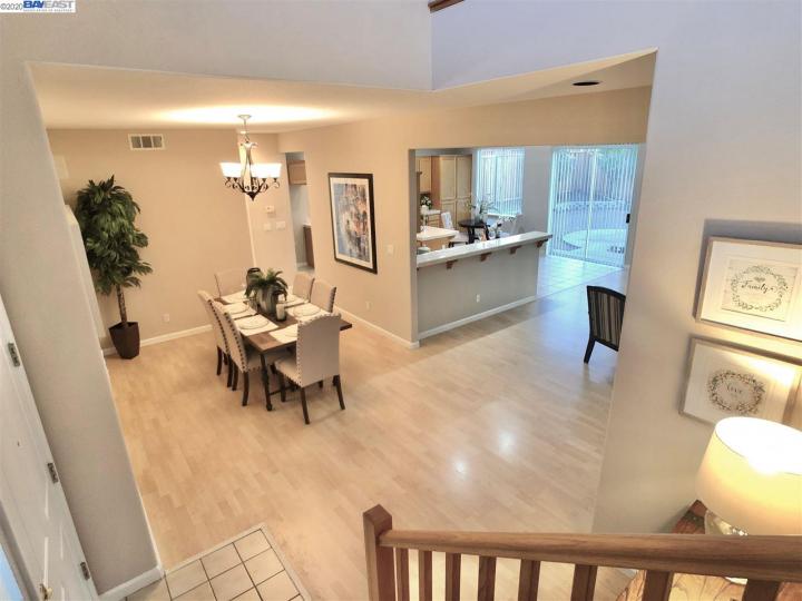 25768 Durrwood Ct, Castro Valley, CA | 5 Canyons. Photo 31 of 33