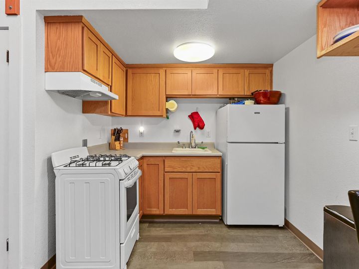 2605 38th Ave Oakland CA 94619. Photo 4 of 12