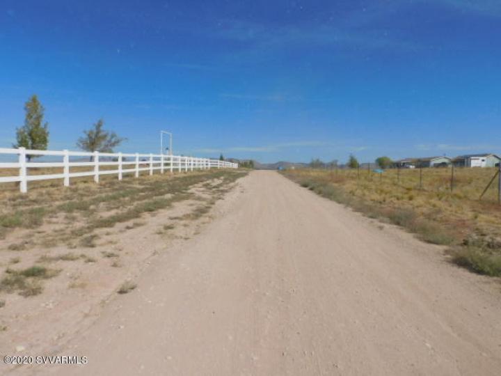 26400 N Bull Snake Rd, Paulden, AZ | Under 5 Acres. Photo 43 of 44
