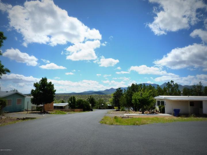 2780 N Meadowview Dr, Prescott Valley, AZ | Residential & Mobile. Photo 30 of 31