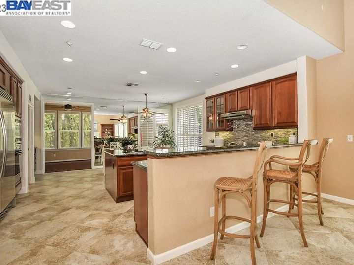 2812 Hawthorn Dr, Brentwood, CA | Brentwood Park. Photo 12 of 59