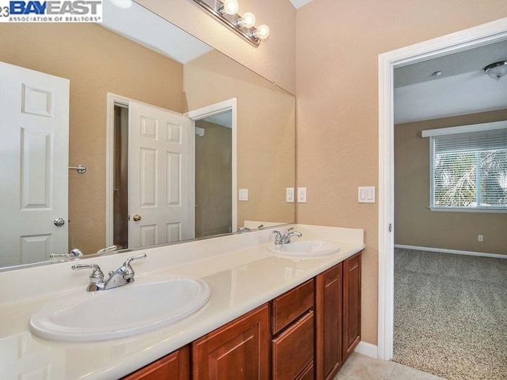 2812 Hawthorn Dr, Brentwood, CA | Brentwood Park. Photo 31 of 59