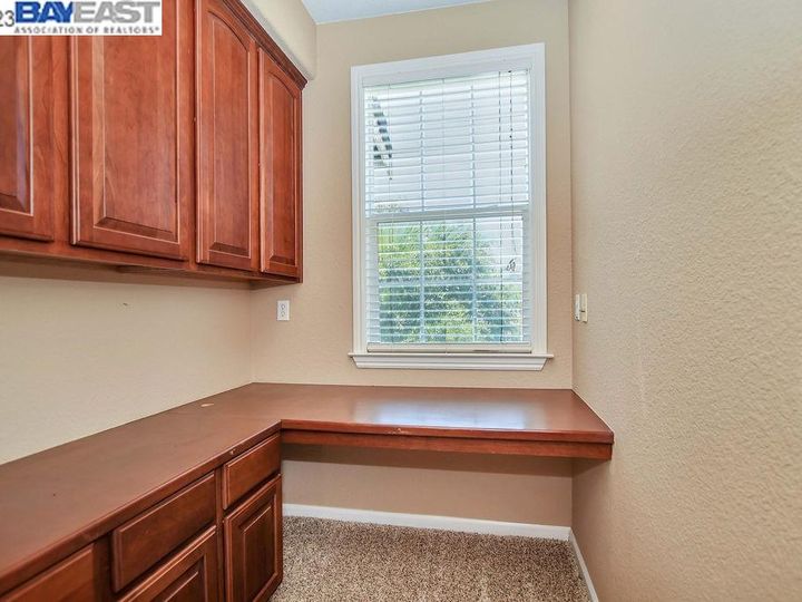 2812 Hawthorn Dr, Brentwood, CA | Brentwood Park. Photo 37 of 59