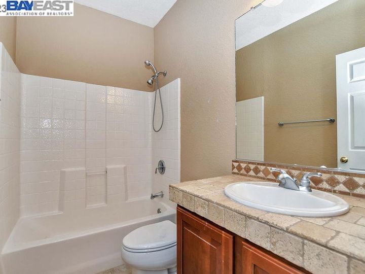 2812 Hawthorn Dr, Brentwood, CA | Brentwood Park. Photo 40 of 59