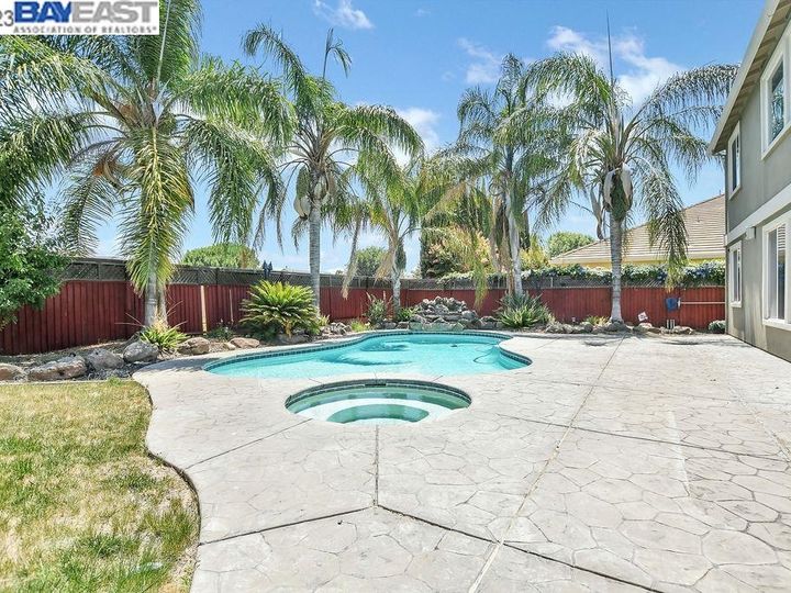2812 Hawthorn Dr, Brentwood, CA | Brentwood Park. Photo 50 of 59