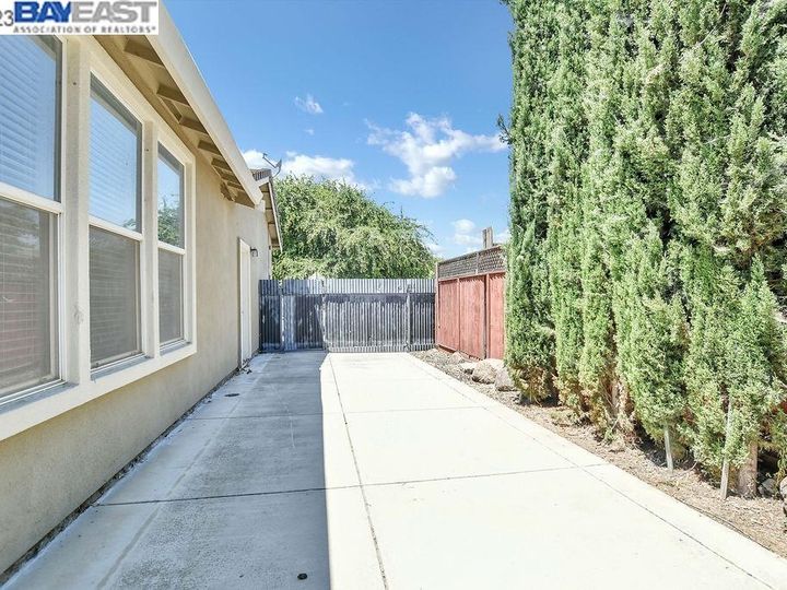 2812 Hawthorn Dr, Brentwood, CA | Brentwood Park. Photo 51 of 59