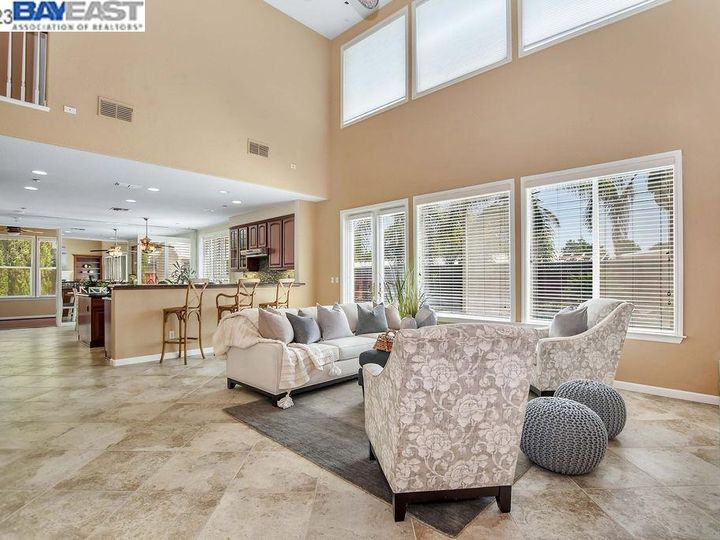 2812 Hawthorn Dr, Brentwood, CA | Brentwood Park. Photo 9 of 59