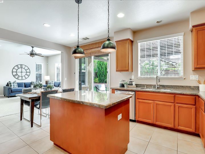 2863 Enfield St, San Ramon, CA | Windemere. Photo 8 of 39