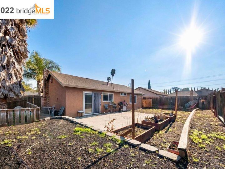 301 Ensign Ct, Pittsburg, CA | . Photo 24 of 27