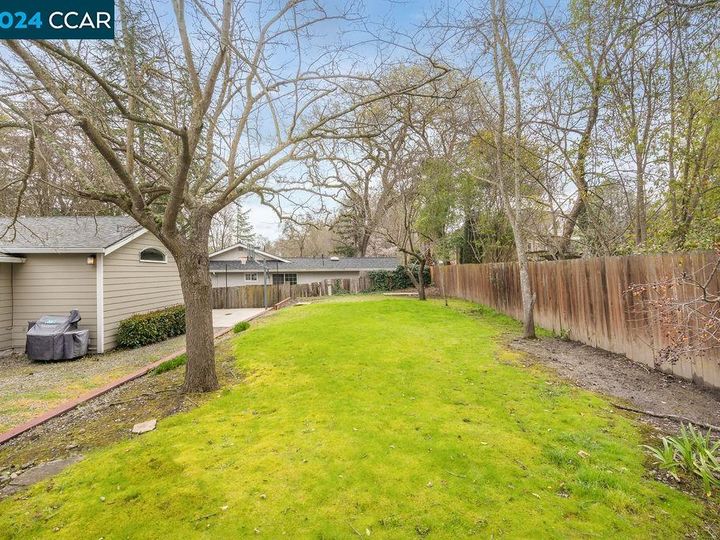 3035 Vessing Rd, Pleasant Hill, CA | Hillsdale. Photo 31 of 38