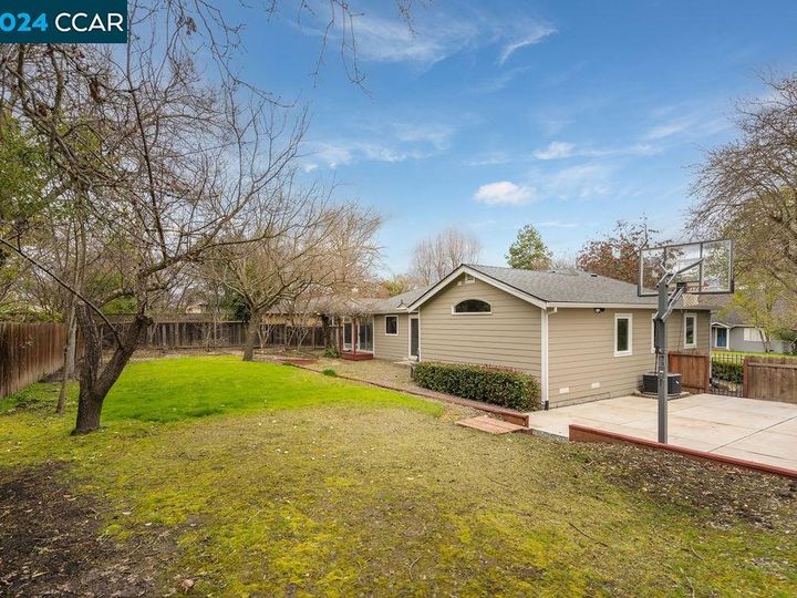 3035 Vessing Rd, Pleasant Hill, CA | Hillsdale. Photo 36 of 38