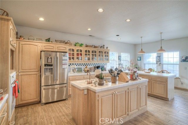 31 Valade Ct, Oroville, CA | . Photo 7 of 60