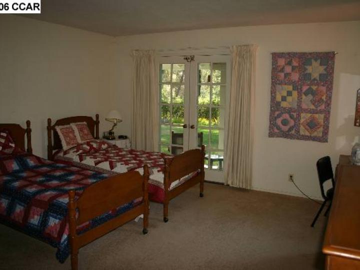 3131 Withers Ave, Lafayette, CA | Brookwood Acres. Photo 8 of 9