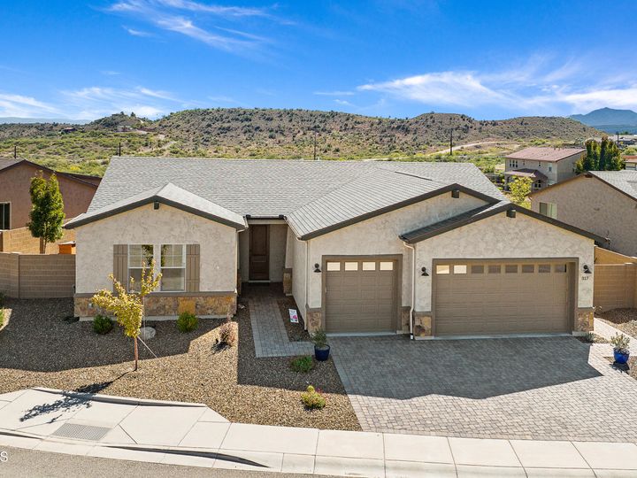 317 Laughing Hill Dr, Clarkdale, AZ | Mountain Gate. Photo 1 of 37